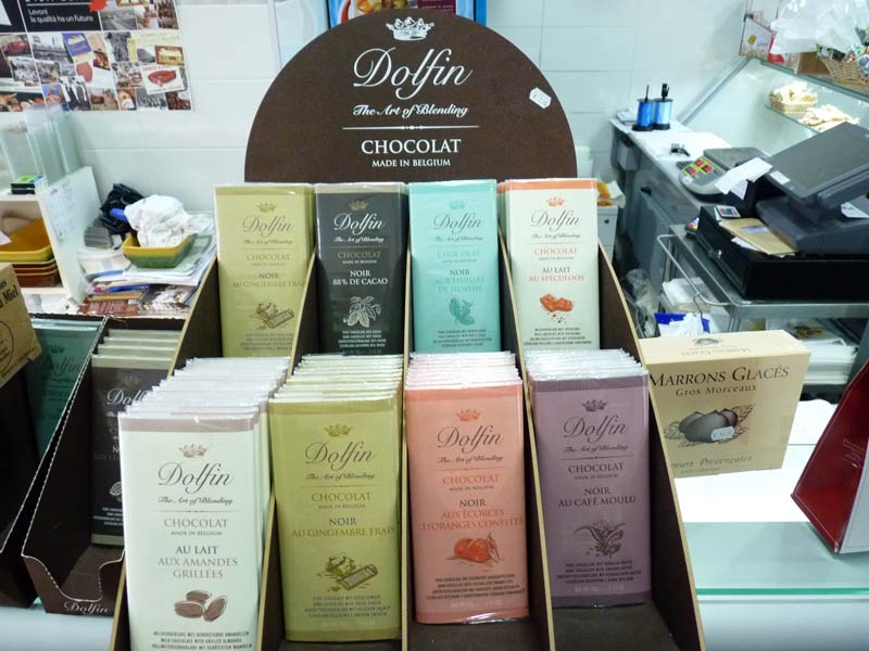 Chocolat Dolfin. Gamme de tablettes de chocolats belges exceptionnels, par ex noir & gingembre frais, aux écorces d'orange confites, aux amandes grillées...