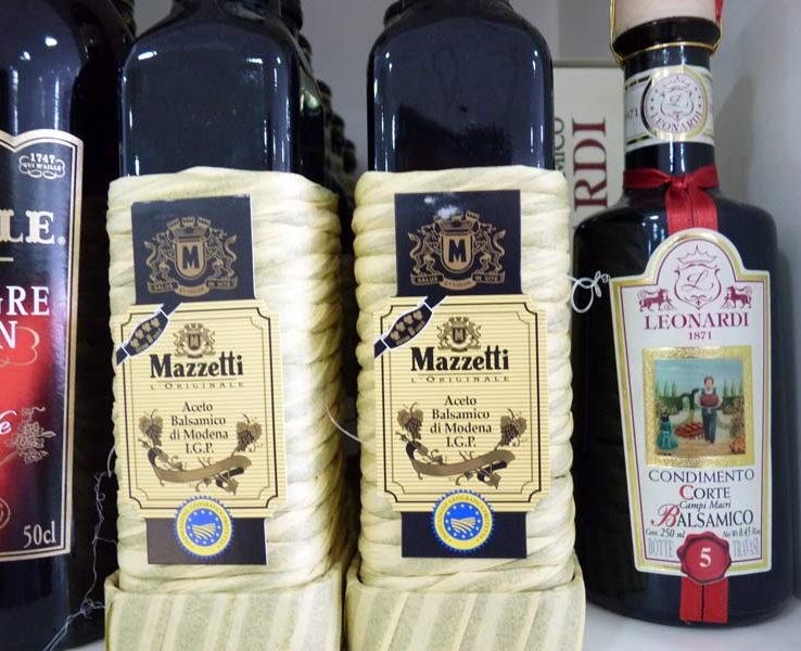 Vinaigres balsamiques Mazzetti l'originale, aceto balsamico di Modena + Condimento Corte Campi Macri Balsamico Leonardi